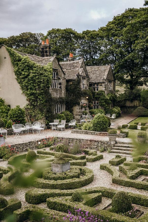 Holdsworth House 4*